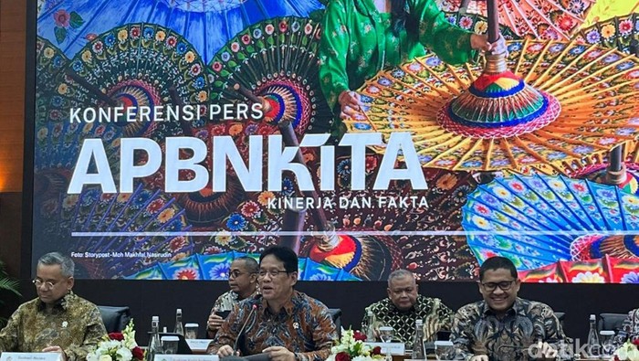 Konferensi pers APBN Kita