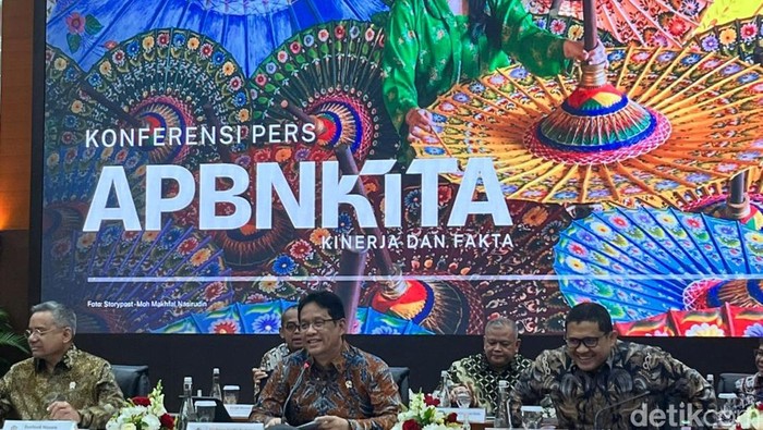 Konferensi pers APBN Kita
