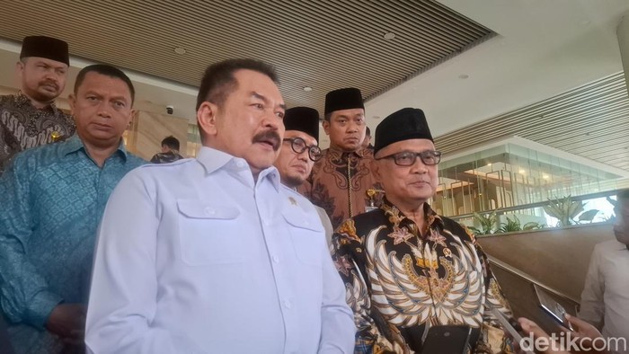 Menteri Haji bertemu Jaksa Agung. (Rumondang/detikcom)