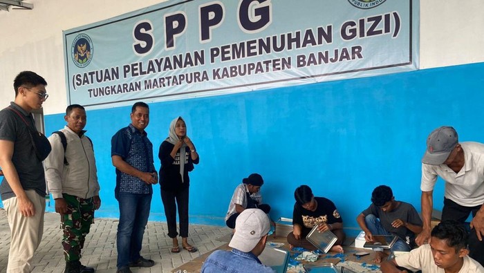 Momen persemian dapur SPPG Tungkaran.