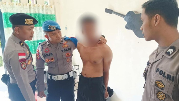 MR ditangkap karena kedapatan memiliki narkoba. (Dok Humas Polres Sambas)