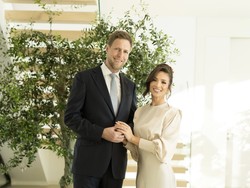 Baru Cerai 6 Bulan, Pangeran Eropa Tunangan dengan Fotografer Pribadinya