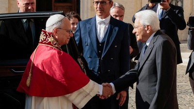 Paus Leo XIV Kunjungi Istana Quirinale, Disambut Hangat Presiden Mattarella