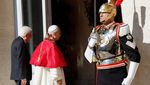 Paus Leo XIV Kunjungi Istana Quirinale, Disambut Hangat Presiden Mattarella