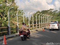 Usai Tukad Bangkung, Giliran Jembatan Tukad Penet Sangeh Dipasang Pagar Pengaman