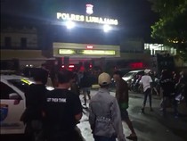 Amuk Warga Serang Mapolres Lumajang gegara Tersangka Tewas Usai Ditangkap