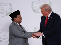Momen Obrolan Prabowo-Trump Terdengar karena Mik Bocor, Bahas Apa?