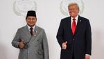 Potret Kompak Prabowo dan Trump Acungkan Jempol di KTT Perdamaian Gaza