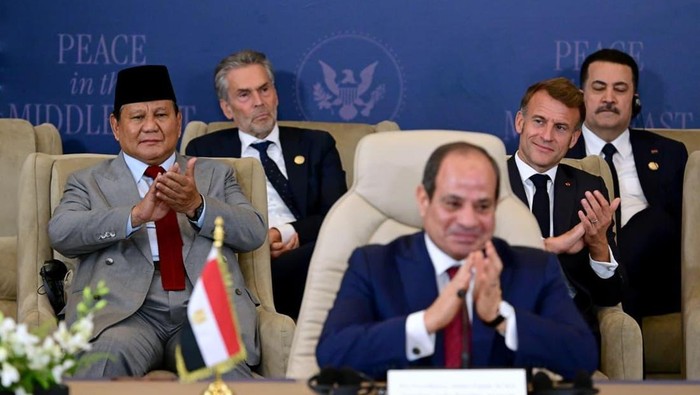 Prabowo menghadiri KTT Perdamaian Gaz, Senin (13/10). Prabowo menghadiri KTT Perdamaian Gaz, Senin (13/10).