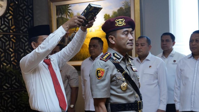Prosesi serah terima jabatan Kombes Arif Budiman, sebagai Wakil Direktur Tindak Pidana Ekonomi dan Khusus (Wadir Tipideksus) Bareskrim Polri, di Mabes Polri, Selasa (14/10/2025).