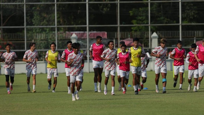 Sesi latihan Persis Solo. Foto diunggah Selasa (14/10/2025).