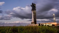 A SpaceX Super Heavy booster carrying the Starship spacecraft lifts off on its 11th test flight at the companys launch pad in Starbase, Texas, U.S., October 13, 2025. REUTERS/Steve Nesius