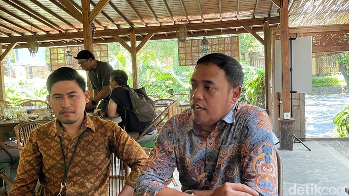 Manajer Operasional dan Pemeliharaan PT Jasamarga Bali Tol, I Putu Gandi Ginantra saat ditemui awak media di Denpasar, Selasa (14/10/2025).