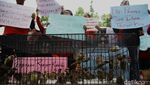 Tolak Penggusuran, Pedagang Pasar Barito Demo di Balai Kota Jakarta