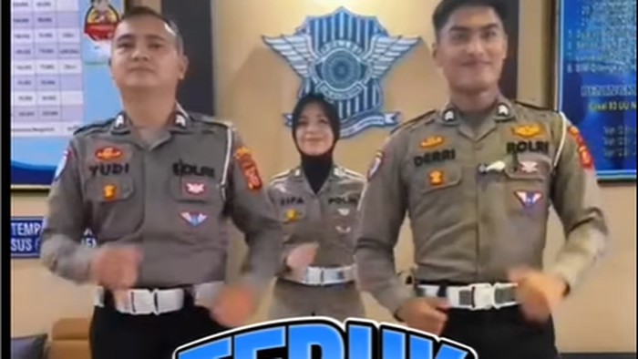 Viral Tepuk Keselamatan Lalu Lintas terinspirasi dari Tepuk Sakinah. (dok. instagram @satlantasmajalengka).