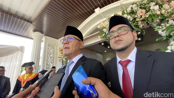 Wali Kota Sukabumi Ayep Zaki dan Wakil Wali Kota Sukabumi Bobby Maulana