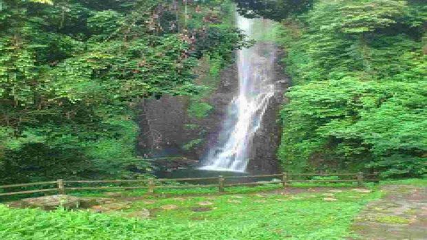 Air Terjun Puthuk Truno