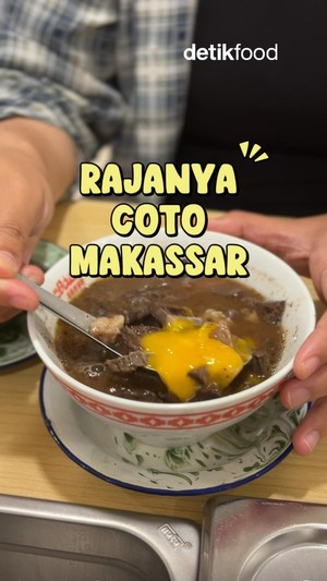 Video Racikan Coto Makassar dan Nasi Goreng Otentik di dekat Blok M