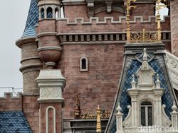 Memotret Wajah-wajah Gembira di Disneyland Shanghai Memakai Vivo X300 Pro