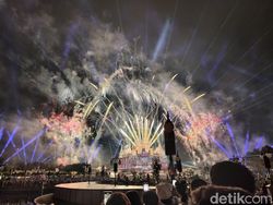 Memotret Wajah-wajah Gembira di Disneyland Shanghai Memakai Vivo X300 Pro