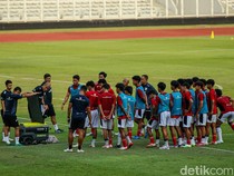 Jelang Tampil di Piala Dunia, Nova Arianto Minta Pemain Timnas U-17 Tak Gentar