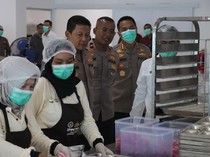 Pastikan Layanan Gizi Siap, Kapolda Jateng Tinjau SPPG Polrestabes Semarang