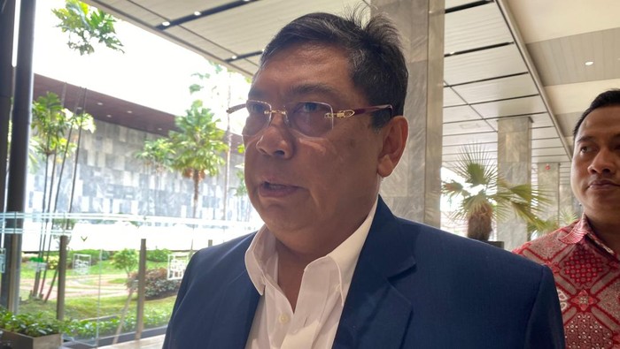 Ketua Fraksi PDIP Utut Adianto