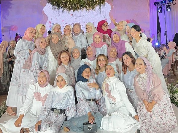 Suka Tampil Depan Kamera? Lets Shine with Sisterfluencer
