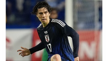 Akun Leeds United mengomentari aksi pemainnya asal Jepang, Ao Tanaka. Foto: X.com