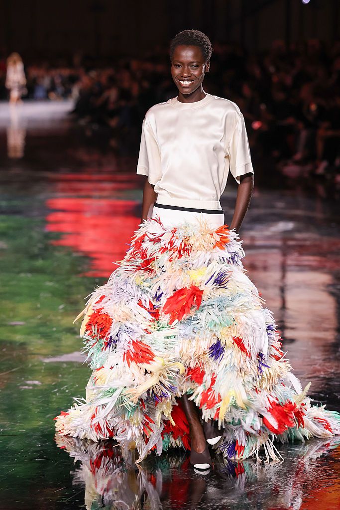PARIS, FRANCE - OCTOBER 06: (EDITORIAL USE ONLY - For Non-Editorial use please seek approval from Fashion House) A model walks the runway during the  Chanel Womenswear Spring/Summer 2026 show as part of Paris Fashion Week on October 06, 2025 in Paris, France. (Photo by Stephane Cardinale - Corbis/Corbis via Getty Images)