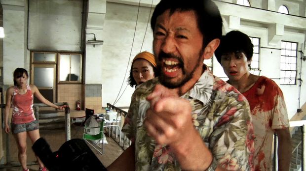 Cuplikan adegan dalam film One Cut of the Dead (Kamera o Tomeru na!) 2017.