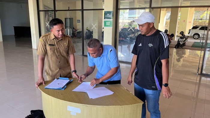 Manajemen Persela Lamongan menuntaskan ganti rugi kerusakan Stadion Tuban Sport Center