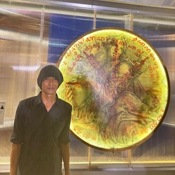 Lukisan Kuasa dalam Setara Karya Eddy Susanto Jawara Kompetisi Seni Lukis UOB