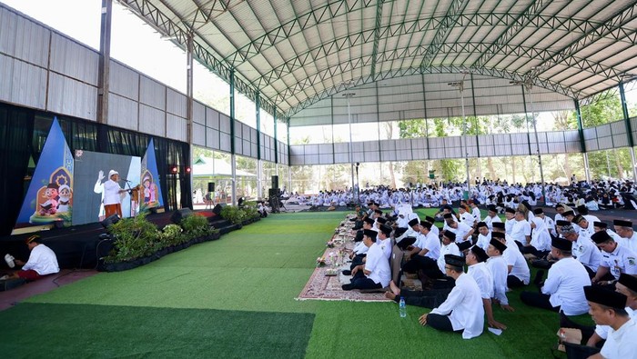 Ratusan Siswa TK-SMP Ramaikan Festival Anak Sholeh Banyuwangi