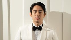 Aura K-Pop Banget! Potret Kenny Austin Suami Amanda Manopo Dikira Artis Korea