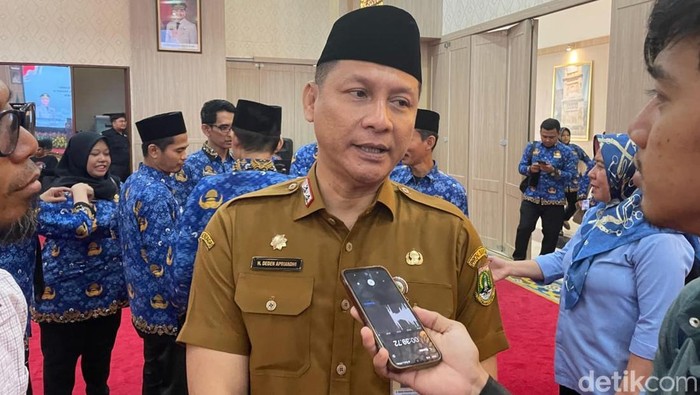 Sekretaris Daerah (Sekda) Provinsi Banten Deden Apriandhi