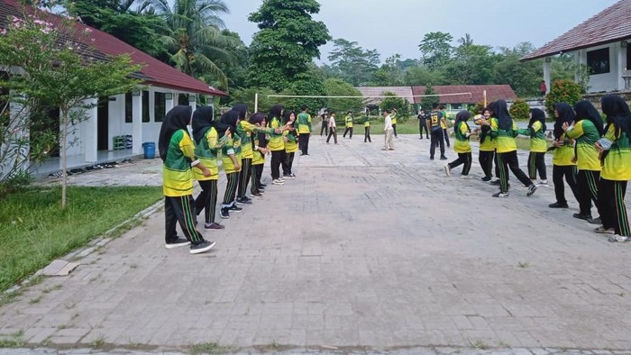 Siswa SMAN 1 Cimarga yang sempat mogok belajar sudah kembali ke sekolah (dok. Istimewa)