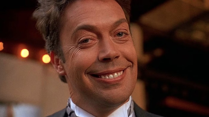 Tim Curry Penampilan Tim Curry di Home Alone 2.