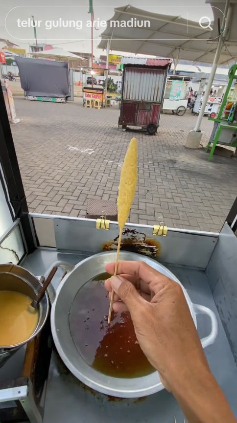 Rahasia Telur Gulung Sempurna dari Penjual, Gak Bisa Asal Aduk!