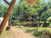 Kampung Bamboo, Hidden Gem yang Cocok buat Outbound di Bandung
