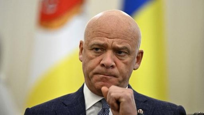 The Mayor of Odessa Gennady Trukhanov speaks to an AFP journalist during an interview in Odessa, a port city along the Black Sea on May 20, 2022, on the 86th day of Russias invasion of Ukraine. Once derided as a Kremlin sympathiser, Odessas Mayor Gennady Trukhanov likes to collect his thoughts before delving into his feelings about Russia and its leader Vladimir Putin. But now, with thousands dead and millions displaced in the wake of Russias invasion on February 24, 2022, the mayor bristles at the mention of Moscow. (Photo by Genya SAVILOV / AFP)