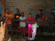 Sanca 3 Meter Ngumpet di Selokan Bikin Rumah Warga Sukoharjo Kebanjiran