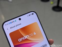 Menggenggam Vivo X300 yang Mungil Tapi Makin Bertenaga