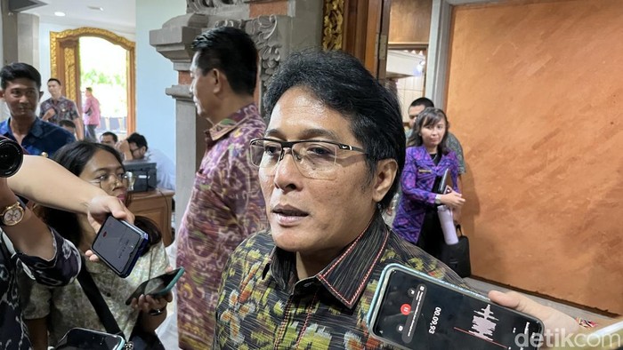 Wagub Bali I Nyoman Giri Prasta di Kantor Gubernur Bali, Rabu (15/10/2025).