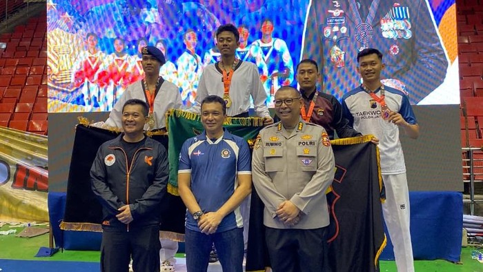 Anggota Polres Magelang Kota jadi juara taekwondo di ajang bergengsi.