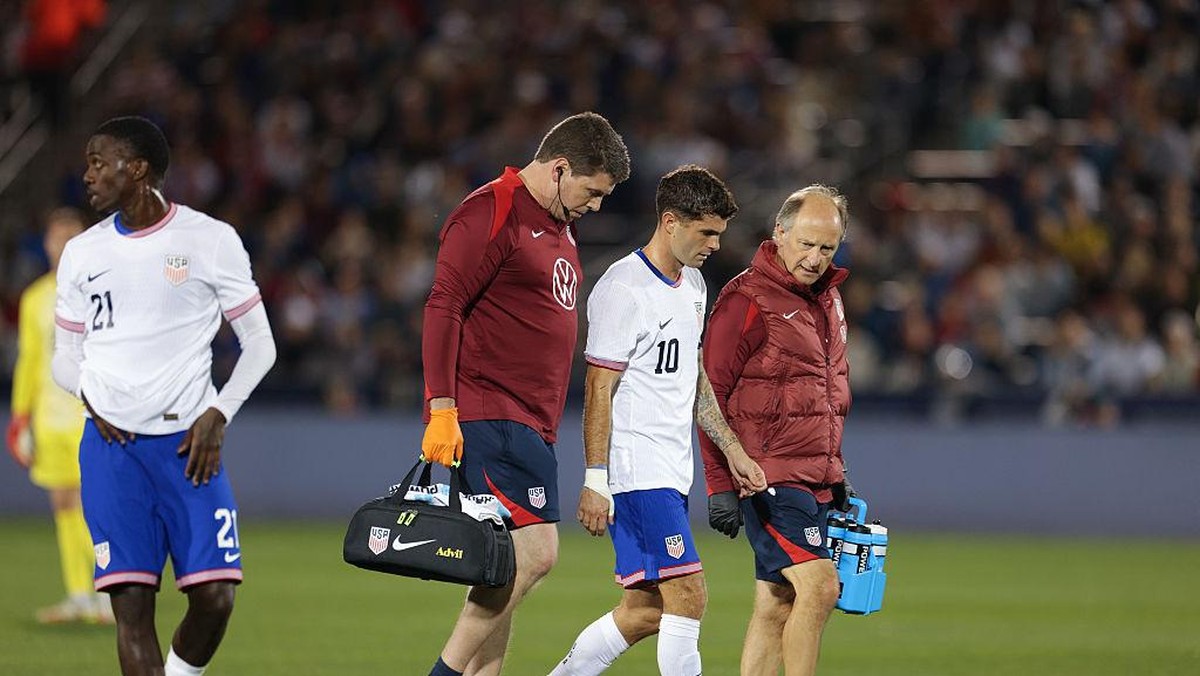 Christian Pulisic mengalami cedera hamstring. (Getty Images/John Dorton/ISI Photos/USSF)