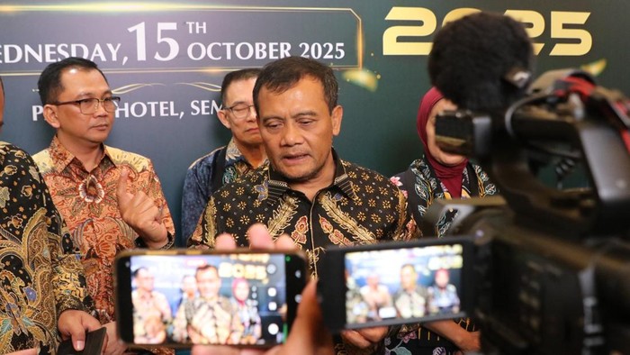 Gubernur Jateng Ahmad Luthfi