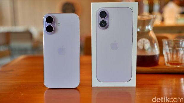 iPhone 17