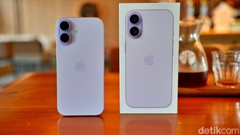 iPhone 17 Lavender hadir sebagai edisi warna ungu lembut yang elegan Foto: Adi Fida Rahman/detikINET