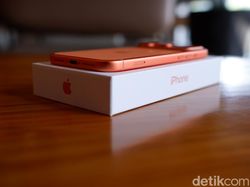 Unboxing iPhone 17 Pro Max Cosmic Orange, Elegan Sekaligus Berani!